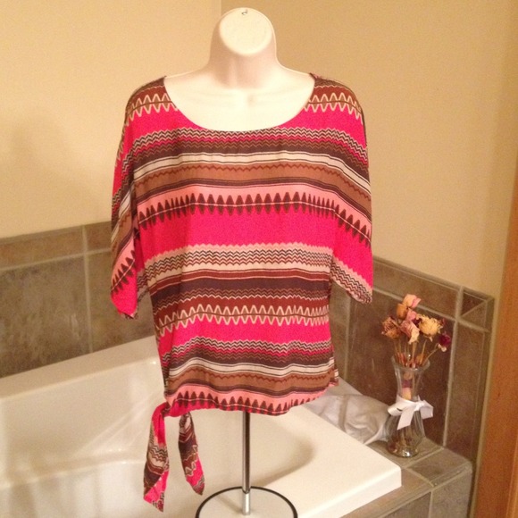 Sold @lkmanning tribal print blouse
