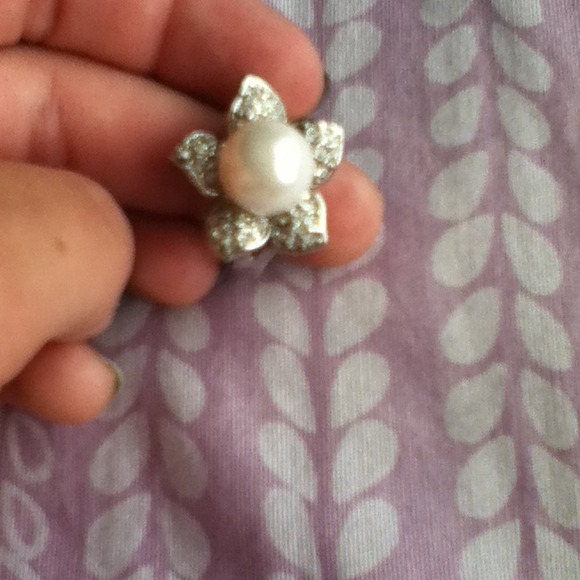 Pearl ring