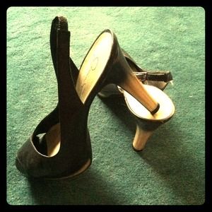 Jessica Simpson peep toe heels