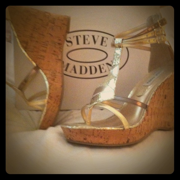 Steve Madden Platform Wedges