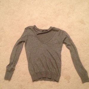 ✨REDUCED✨Cute and soft forever 21 sweater/top