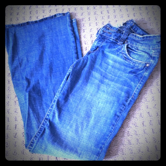 Cute jeans - Picture 1 of 2