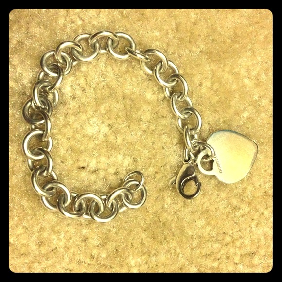 ✨✨SOLD✨✨Tiffany bracelet