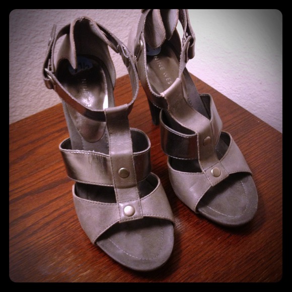 Nine West high heel strappy shoes