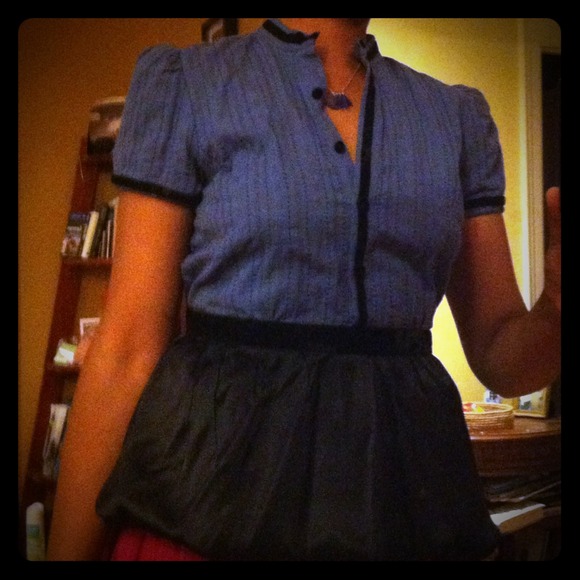 BCBG blue/black top w/ velvet trim - Picture 1 of 4
