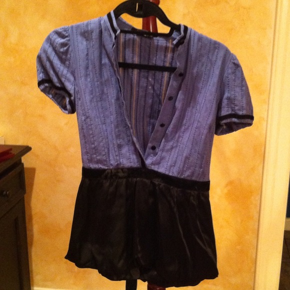 BCBG blue/black top w/ velvet trim - Picture 2 of 4