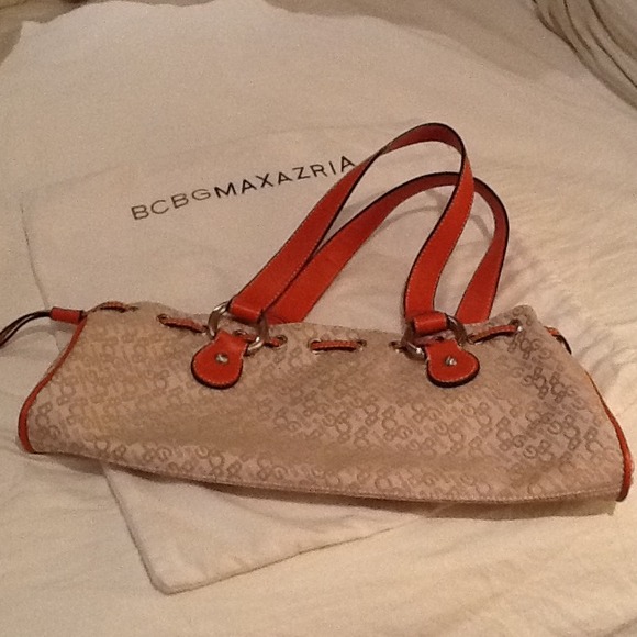 ✨BCBG MaxAzria Handbag - Picture 3 of 3