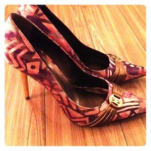 Retro purple and gold Aldo pumps