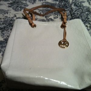 Reserved for yazzy Michael Kors white tote