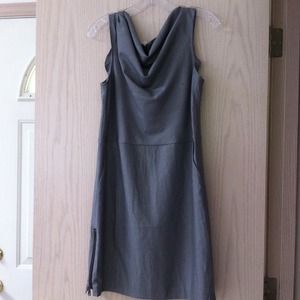 GAP Dresses & Skirts - Zippers and pockets. This NWT dress is the best. GAP Dresses & Skirts - Zippers and pockets. This NWT dress is the best.