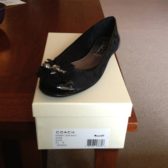 Authentic Coach Conney flat