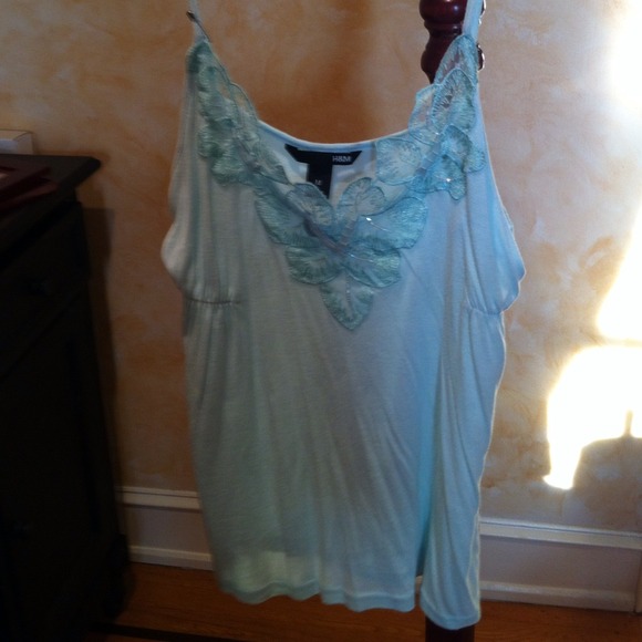 mint green tank with embroidery - Picture 2 of 3