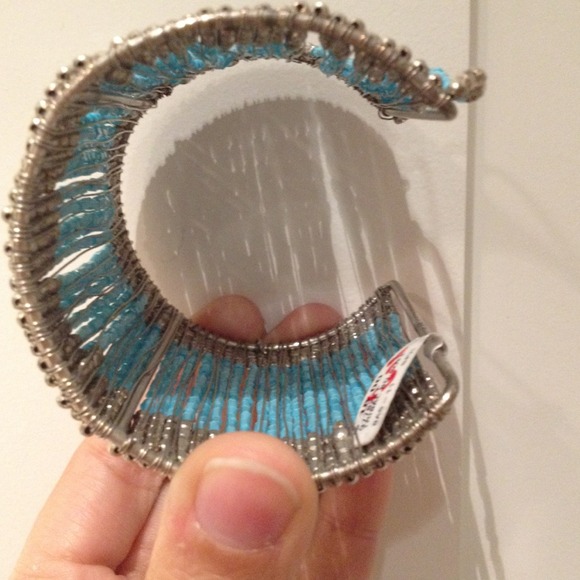 Cuff - Picture 3 of 3