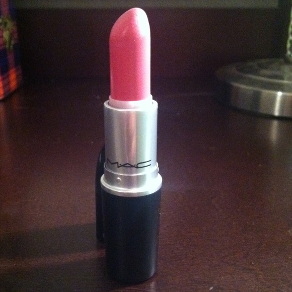 ****SOLD****MAC Lipstick (color: LOVELORN)