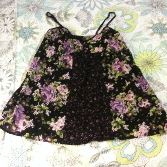 ⚠SOLD for @hllymon⚠Summer top
