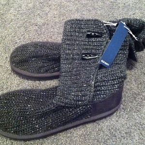 Grey glitter boots!