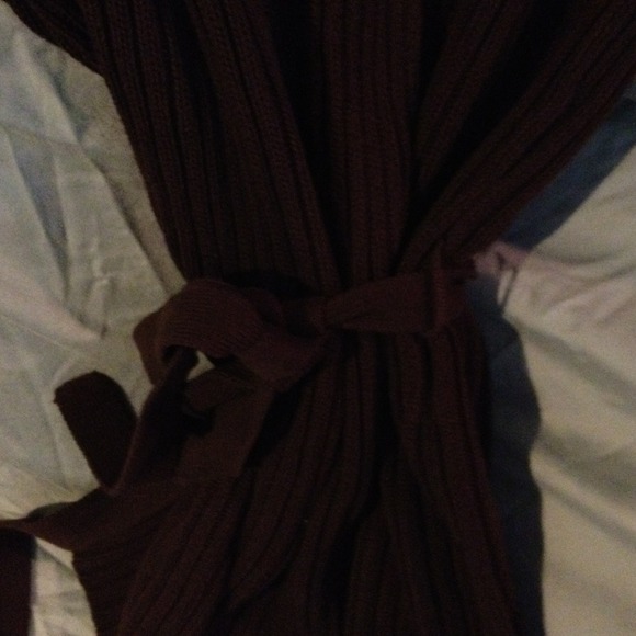 DONATED Brown wrap sweater - Picture 2 of 2