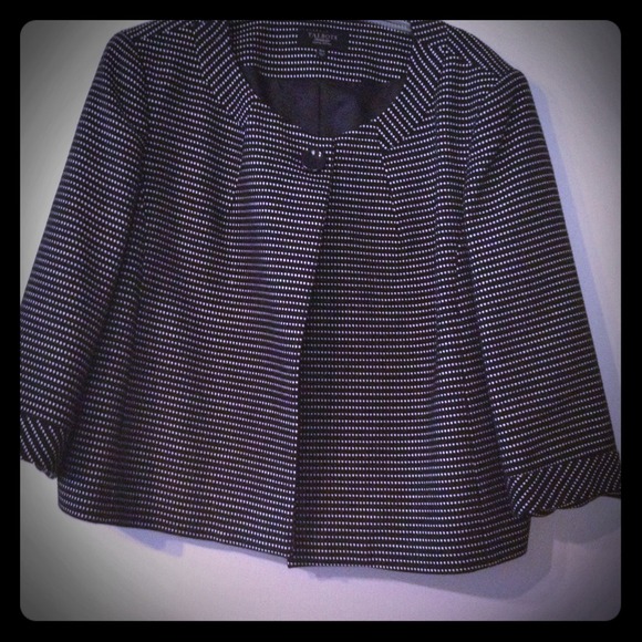 💢SOLD 💢 via Call Dibs: Talbots 16W Blazer