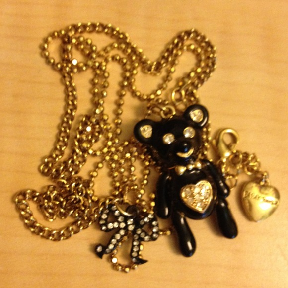 Betsy Johnson bear neckless