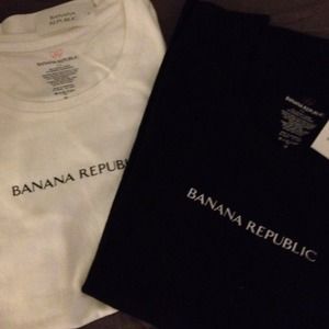 NWT Banana Rebublic logo tees