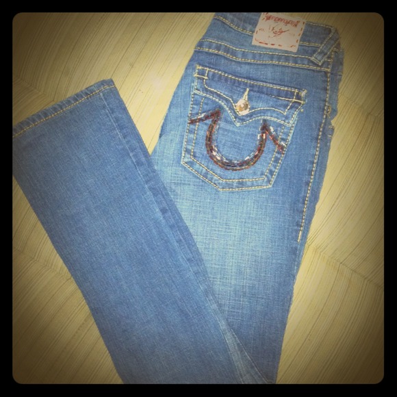 True Religion Slim Bootcut- Medium wash,beading