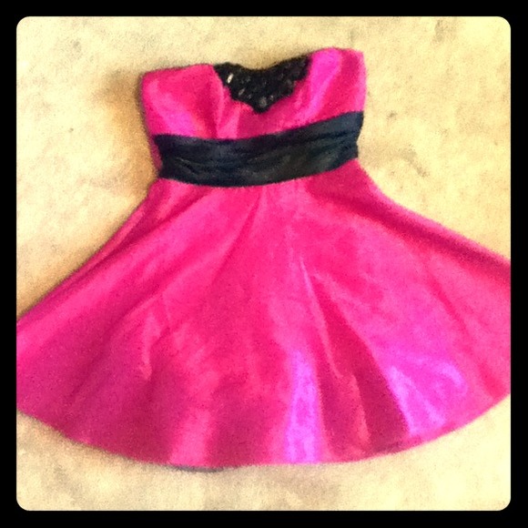 Trixxi Dress