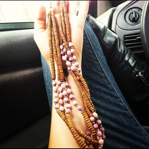 Vintage "Lucky Knockable Wood" beaded necklace!