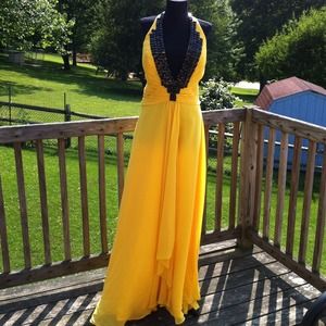 Dresses & Skirts - Partytime yellow black Formal Gown Dresses & Skirts - Partytime yellow black Formal Gown