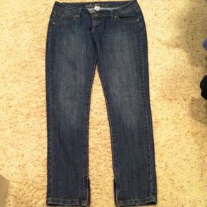 Blue white wash skinny zipper jeans