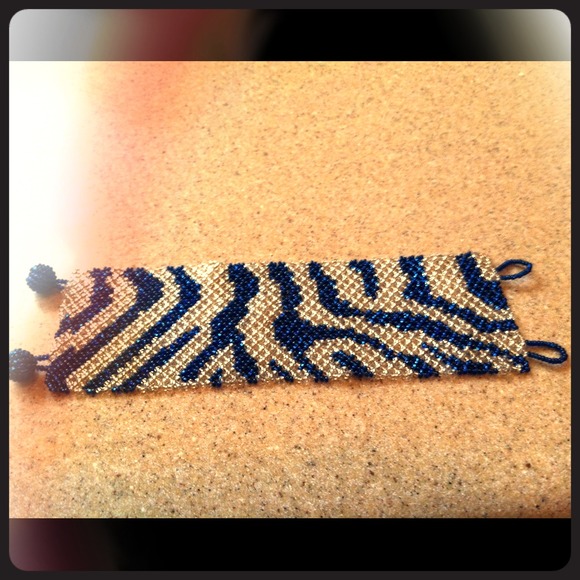 SOLD!!!Cache blue zebra bracelet reserved