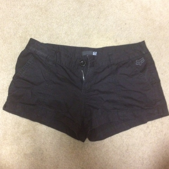 ⭕ Reserved for @brandi1202⭕Black FOX shorts!