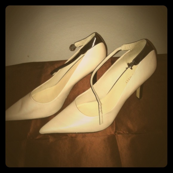 9 West Color Block Heels