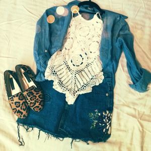 mudd jeans Dresses & Skirts - Mudd jeans flower embellished mini skirt mudd jeans Dresses & Skirts - Mudd jeans flower embellished mini skirt