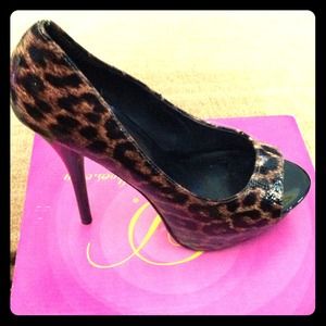 New High Heel Peep toe pumps