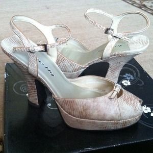 New High Heel Peep toe shoes