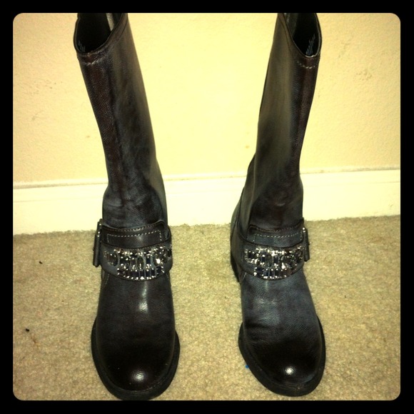 Vera Wang Studded Boots!