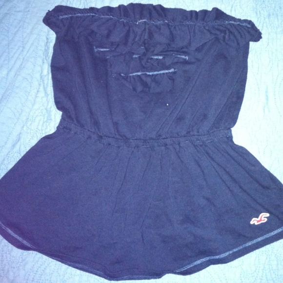 Hollister top