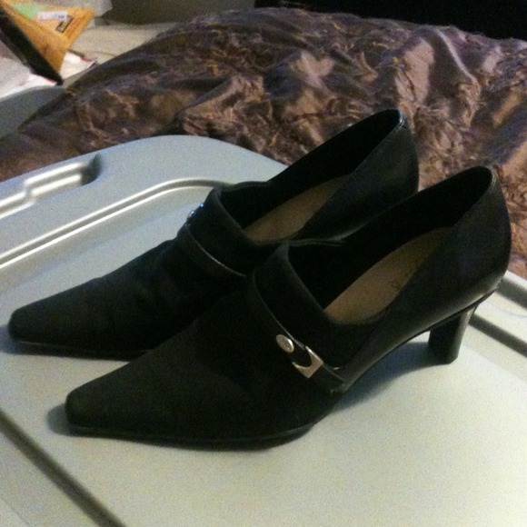 Hold for @jfs Tailored look black shoes