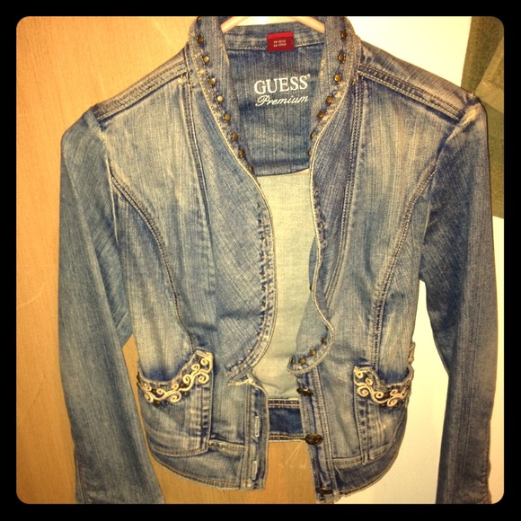 Reserved @jennabees guess Denim jacket