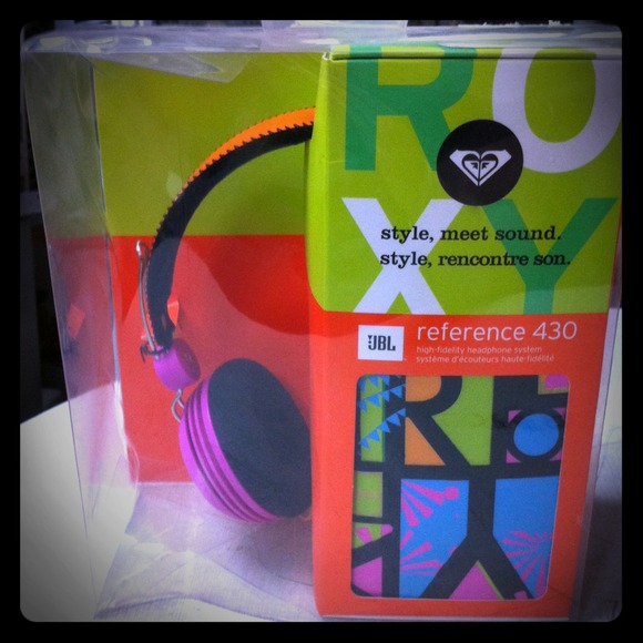 NIB Roxy JBL Headphones