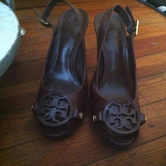 Brown Peep Toes