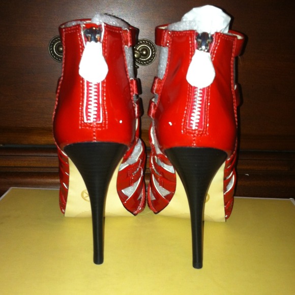Michael Kors Red Patent Josie Sandals - Picture 2 of 4