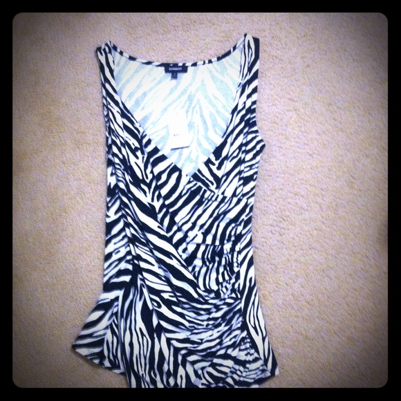 Express black & white leopard Dressy tank