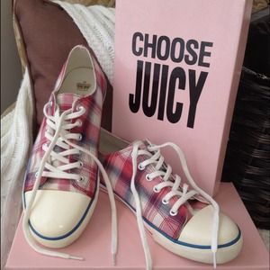 Juicy Couture Tennis Shoes 💗