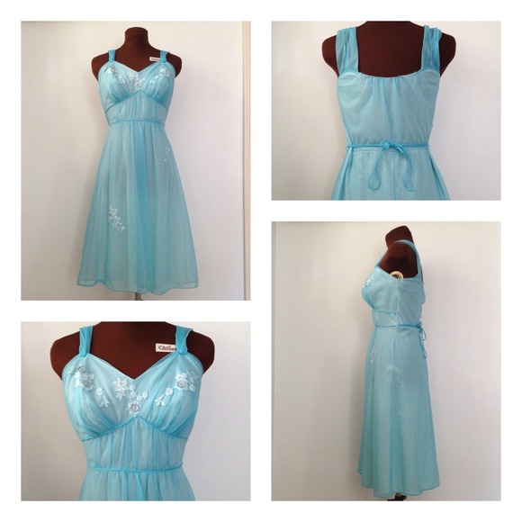 SOLD 1950's vintage dreamy nightgown slip dress M