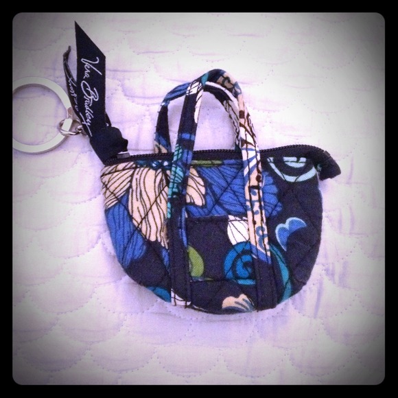 Vera Bradley keychain - Picture 1 of 4