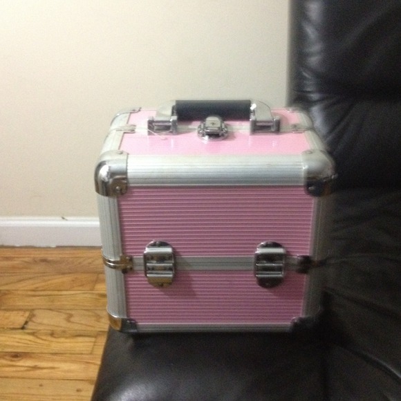 Pink makeup train