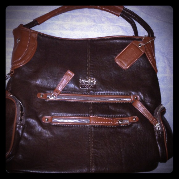 Coach purse... In perfect condition!