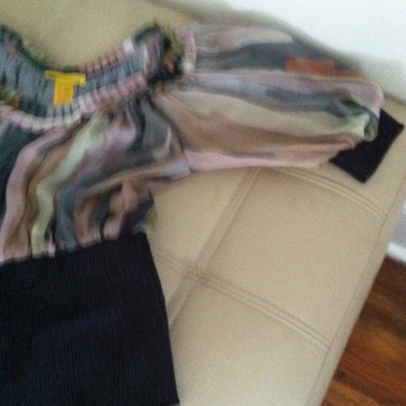 Designer Top - Picture 3 of 3