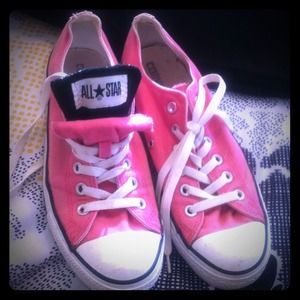 Reserve @nhs1399 Pink converses